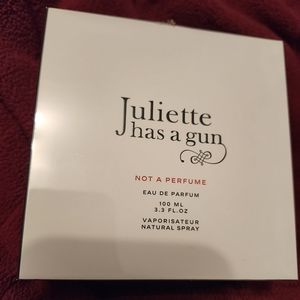 (Sealed) Juliette Has A Gun - Not A Perfume